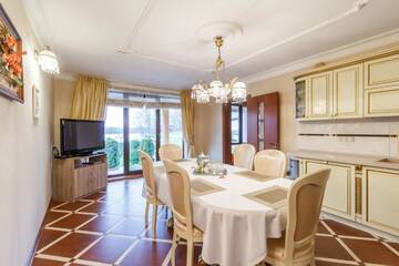 Фото номера Дом с 3 спальнями Загородные дома Villa Swan Lake г. Чурилово 17