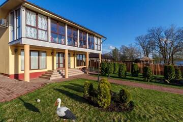 Фото номера Дом с 3 спальнями Загородные дома Villa Swan Lake г. Чурилово 18